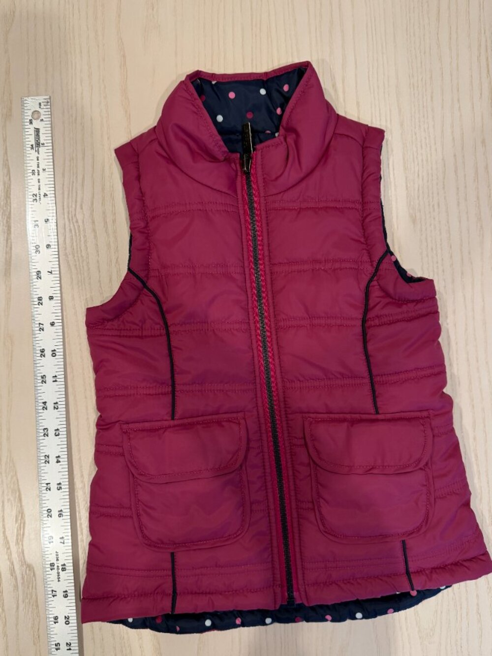 Hatley Girls Reversible Puffer Vest – Berry / Navy Polka Dot (Size 5) - Picture 11 of 12